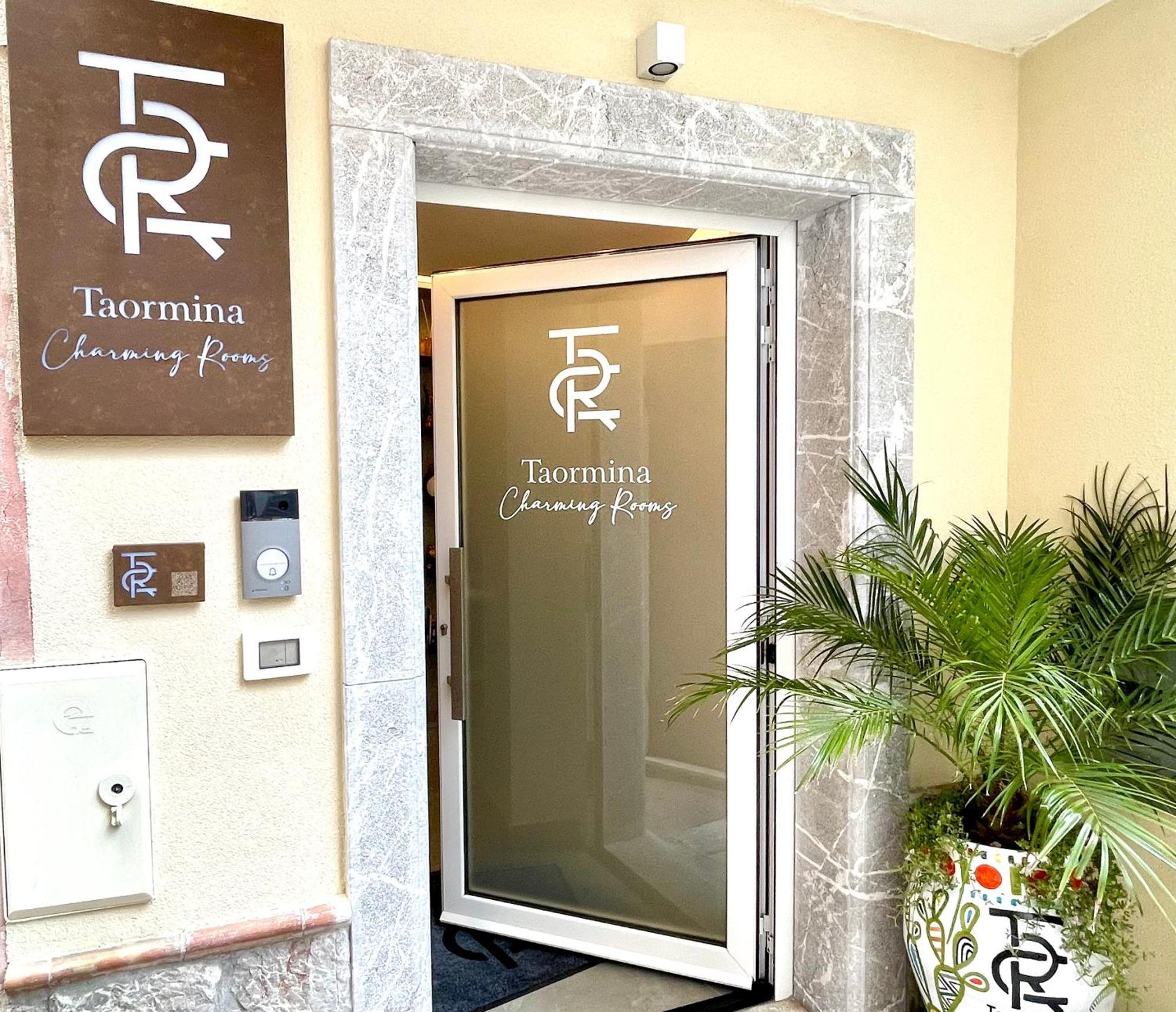Taormina Charming Rooms Eksteriør billede