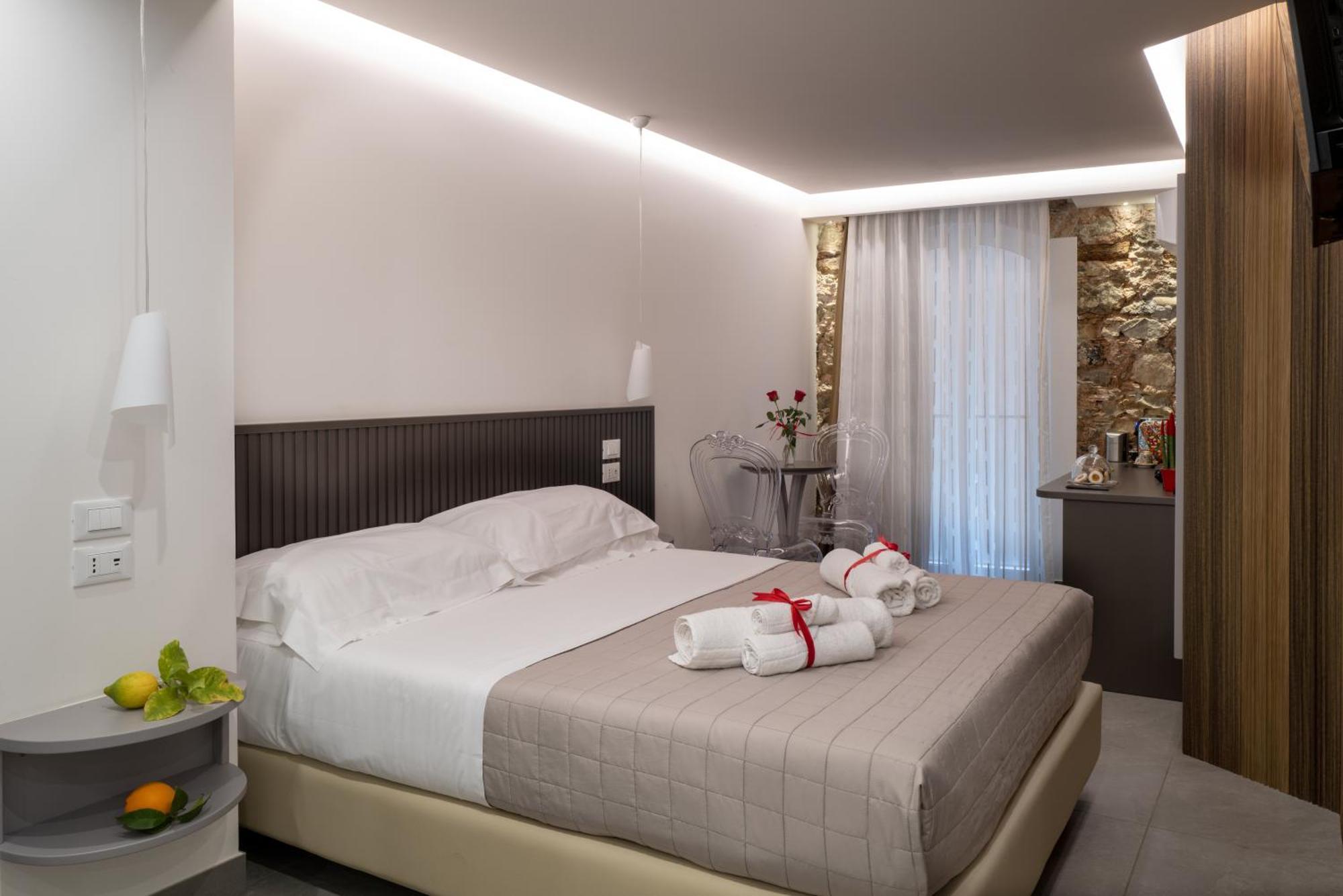 Taormina Charming Rooms Eksteriør billede